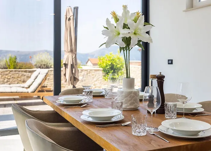 Villa First Middlearth